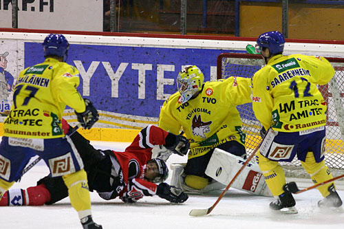 25.8.2006 - (Ässät-Lukko)