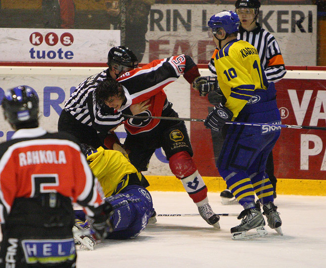 21.3.2009 - (Ässät A-Lukko A) - Vladimir Ryzhkov