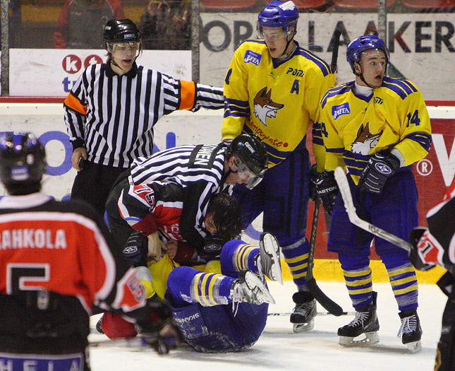 21.3.2009 - (Ässät A-Lukko A) - Vladimir Ryzhkov