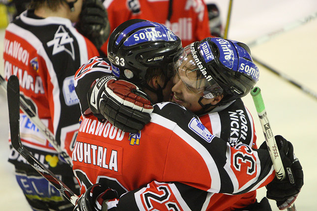 11.4.2009 - (Ässät-Sport)