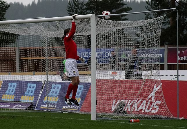 23.6.2011 - (JJK-FC Honka)