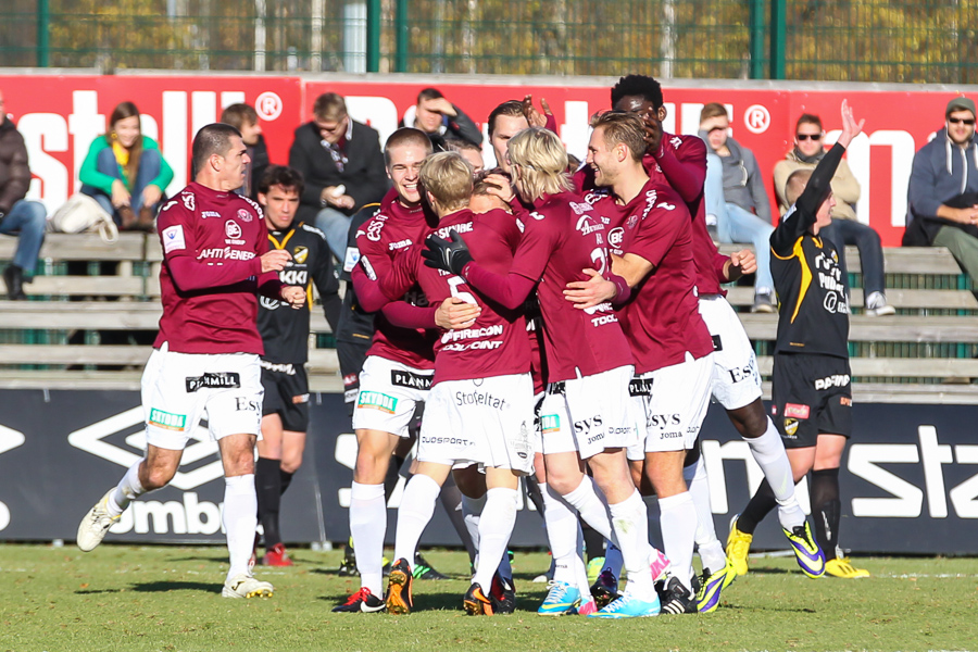 20.10.2013 - (FC Honka-FC Lahti)