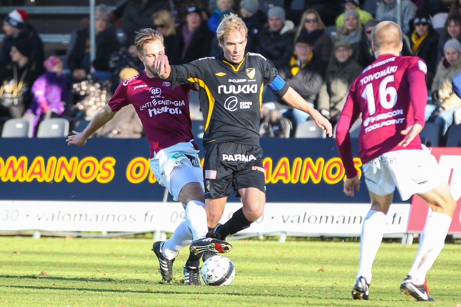 20.10.2013 - (FC Honka-FC Lahti)