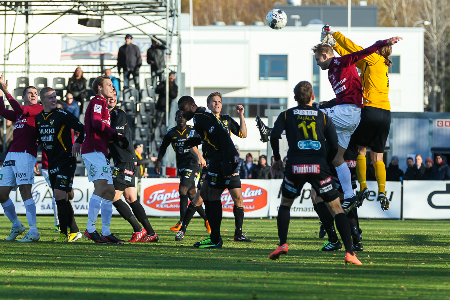 20.10.2013 - (FC Honka-FC Lahti)