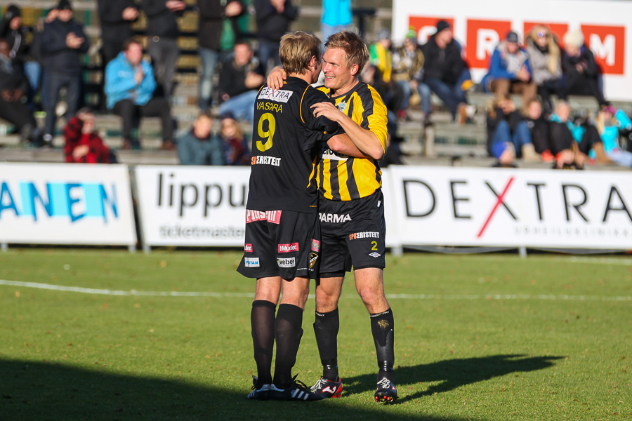 20.10.2013 - (FC Honka-FC Lahti)