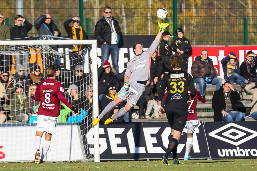 20.10.2013 - (FC Honka-FC Lahti)