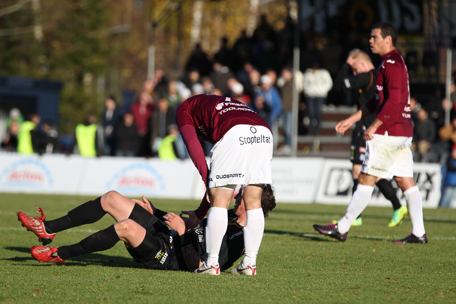 20.10.2013 - (FC Honka-FC Lahti)