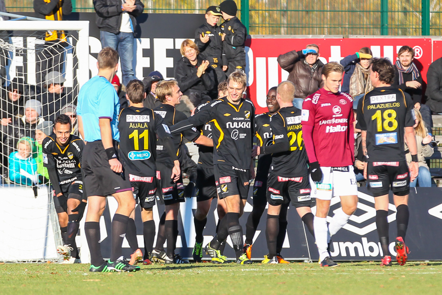 20.10.2013 - (FC Honka-FC Lahti)