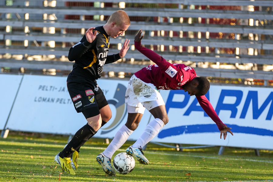 20.10.2013 - (FC Honka-FC Lahti)