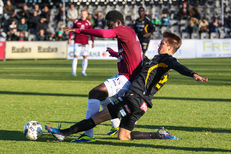 20.10.2013 - (FC Honka-FC Lahti)