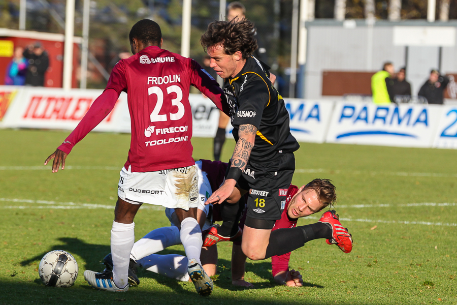 20.10.2013 - (FC Honka-FC Lahti)