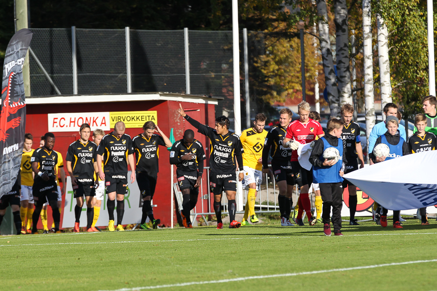 6.10.2013 - (FC Honka-KuPS)