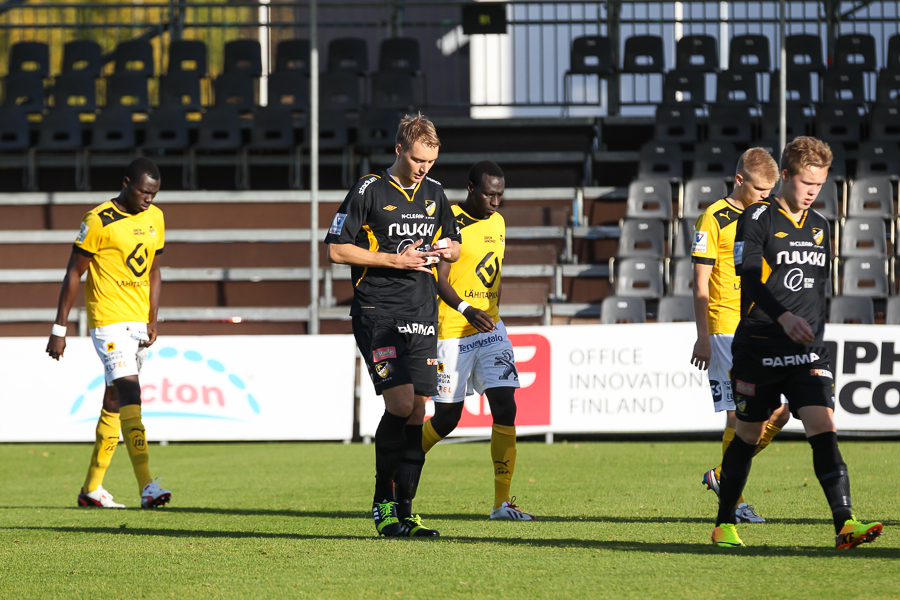 6.10.2013 - (FC Honka-KuPS)