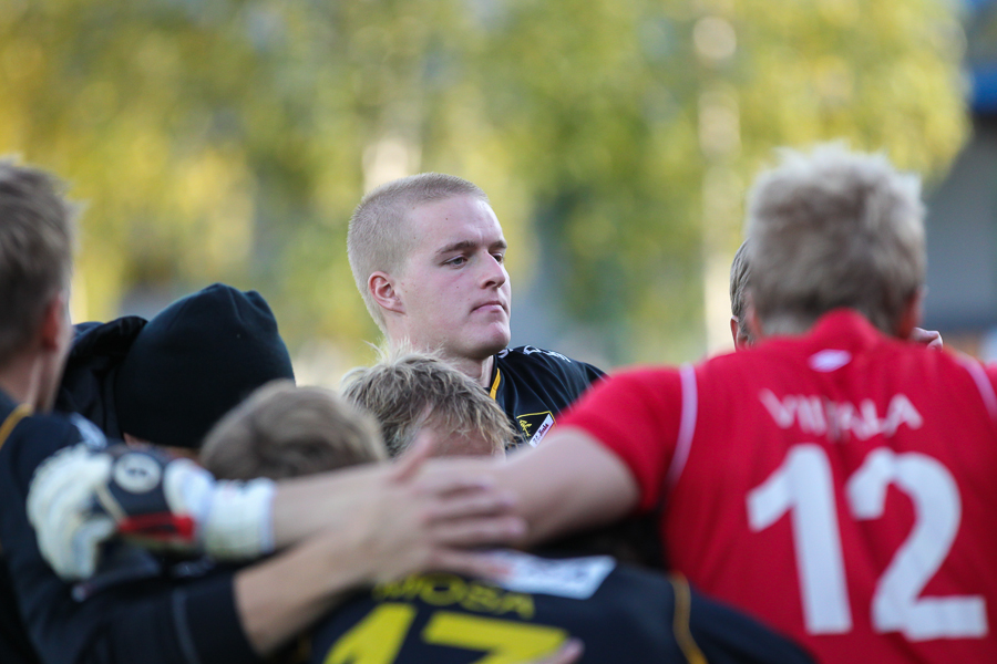 6.10.2013 - (FC Honka-KuPS)