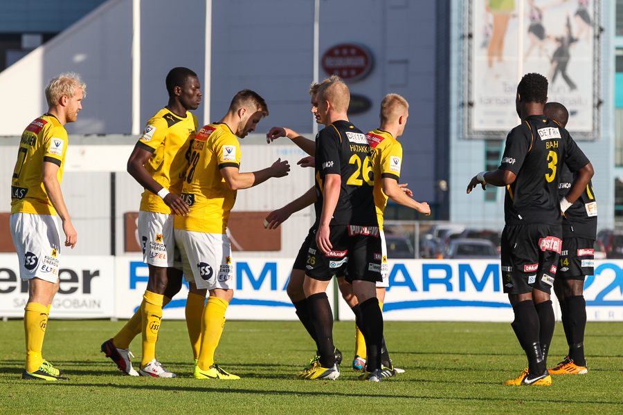 6.10.2013 - (FC Honka-KuPS)