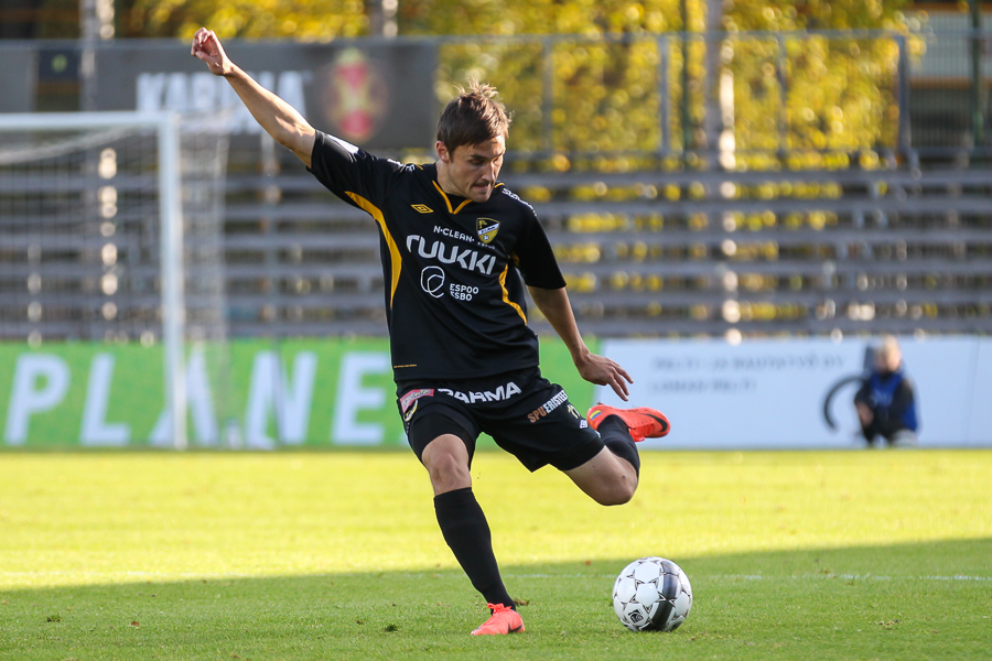 6.10.2013 - (FC Honka-KuPS)