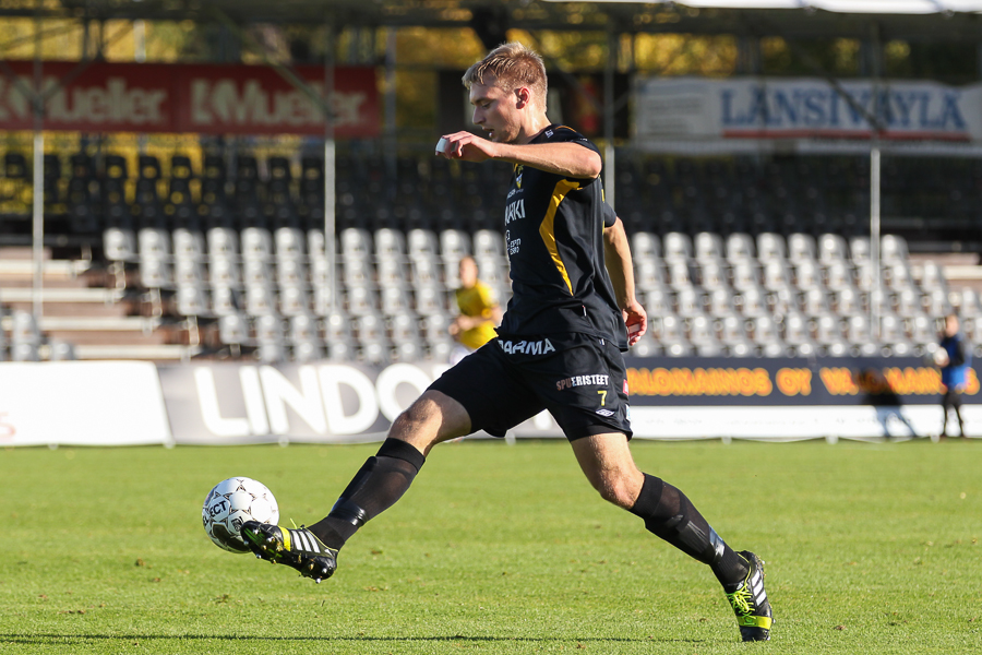 6.10.2013 - (FC Honka-KuPS)