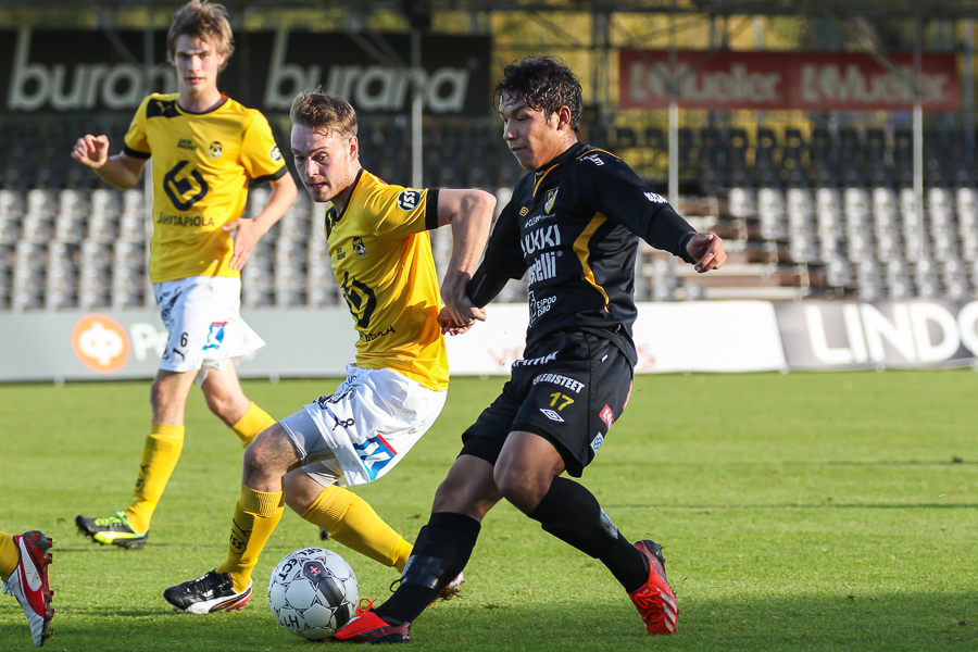 6.10.2013 - (FC Honka-KuPS)