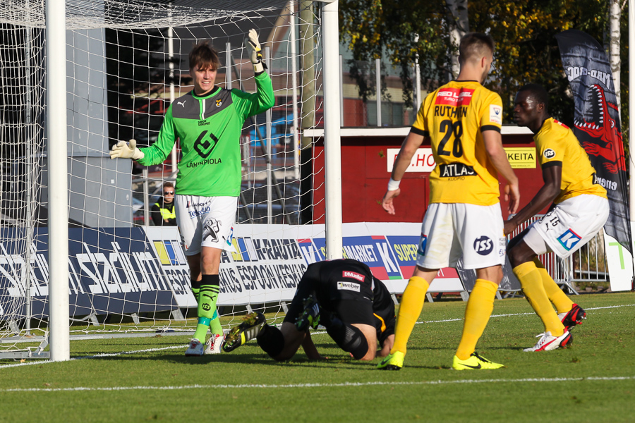 6.10.2013 - (FC Honka-KuPS)