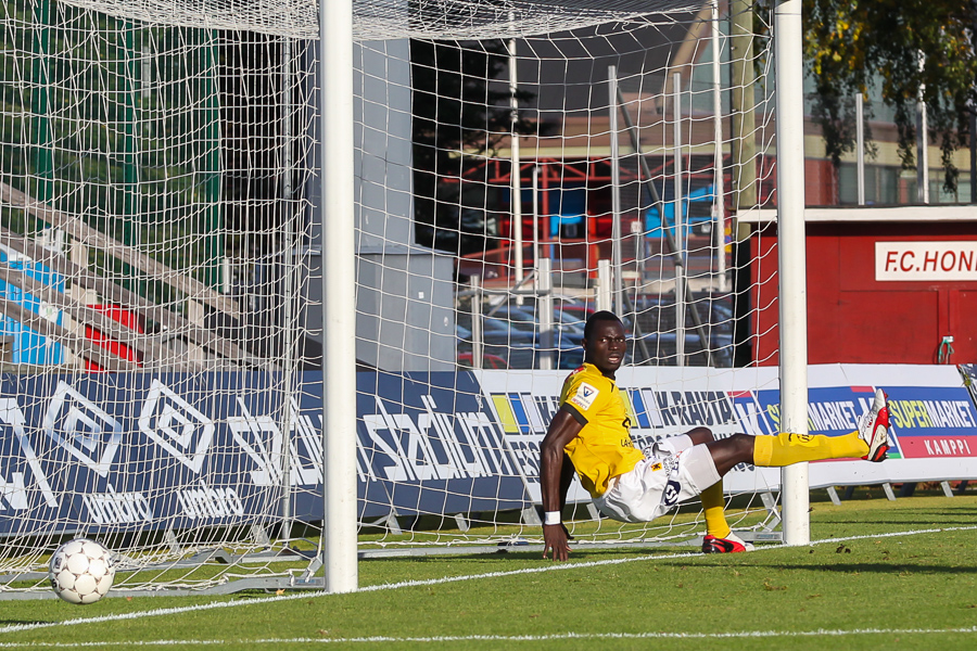 6.10.2013 - (FC Honka-KuPS)