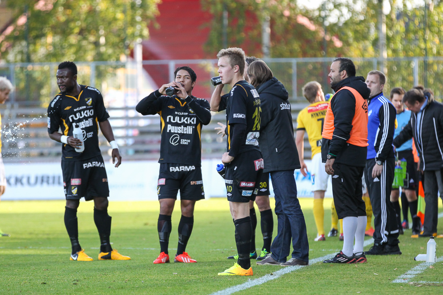 6.10.2013 - (FC Honka-KuPS)