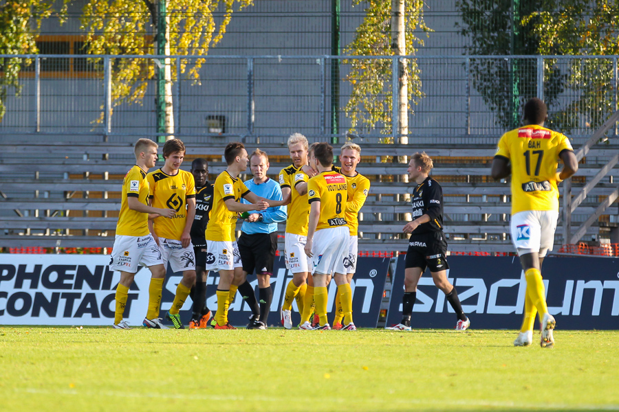 6.10.2013 - (FC Honka-KuPS)