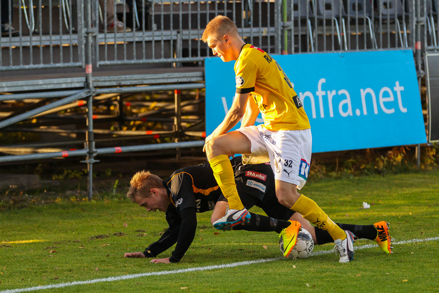 6.10.2013 - (FC Honka-KuPS)