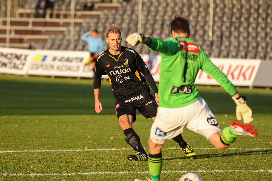 6.10.2013 - (FC Honka-KuPS)