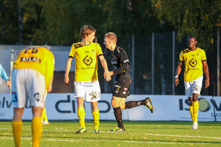 6.10.2013 - (FC Honka-KuPS)