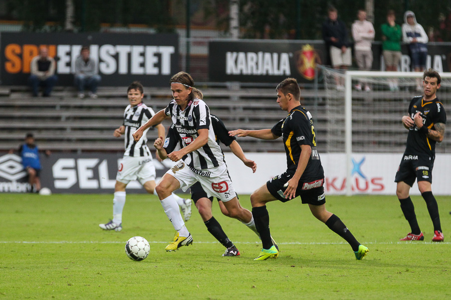 11.8.2013 - (FC Honka-TPS)