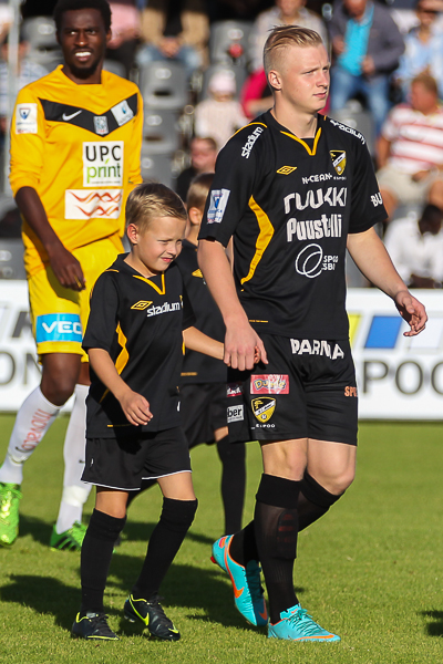 25.8.2013 - (FC Honka-VPS)