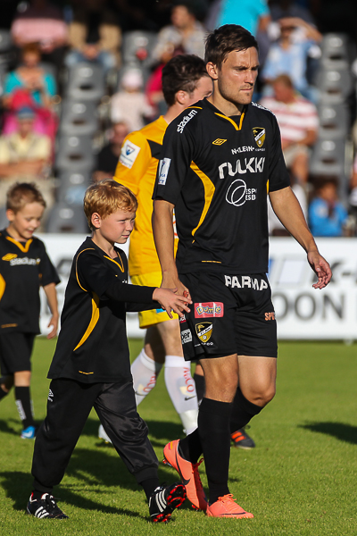 25.8.2013 - (FC Honka-VPS)