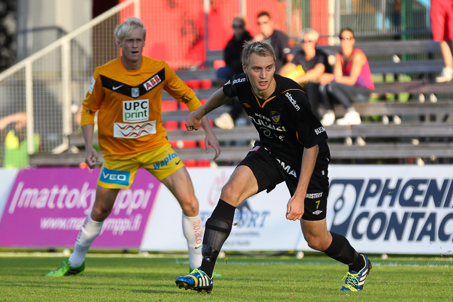 25.8.2013 - (FC Honka-VPS)