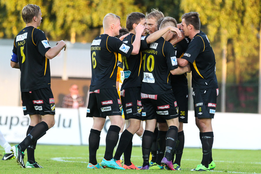 25.8.2013 - (FC Honka-VPS)