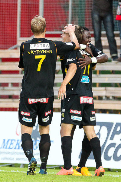 25.8.2013 - (FC Honka-VPS)