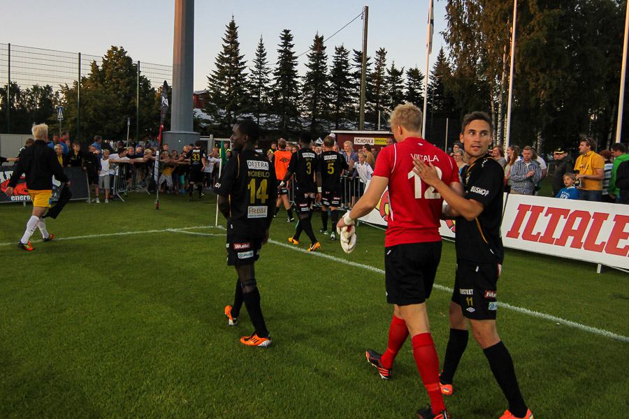 25.8.2013 - (FC Honka-VPS)