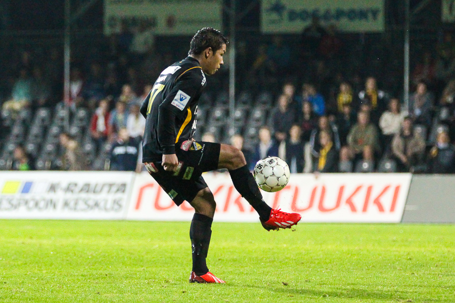 13.9.2013 - (FC Honka-RoPS)