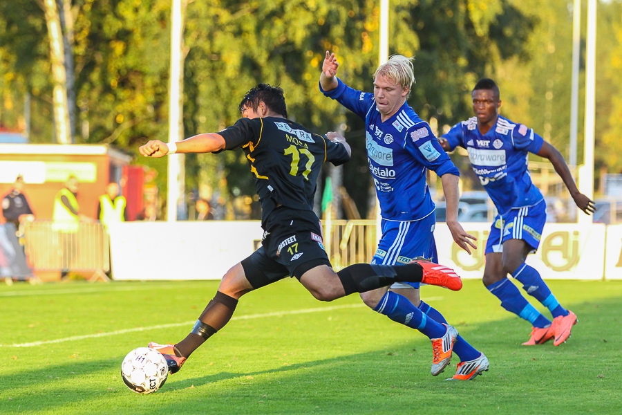 13.9.2013 - (FC Honka-RoPS)