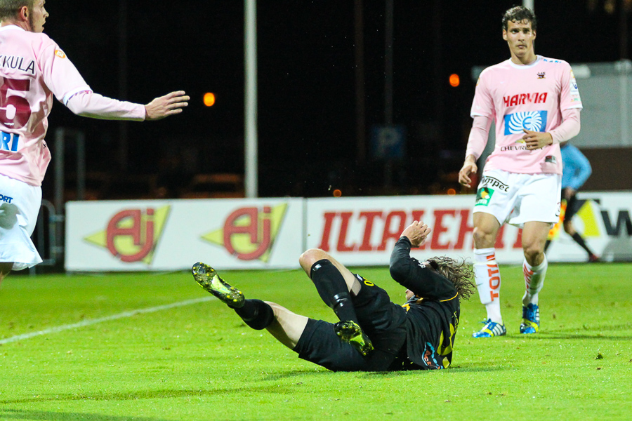 22.9.2013 - (FC Honka-JJK)