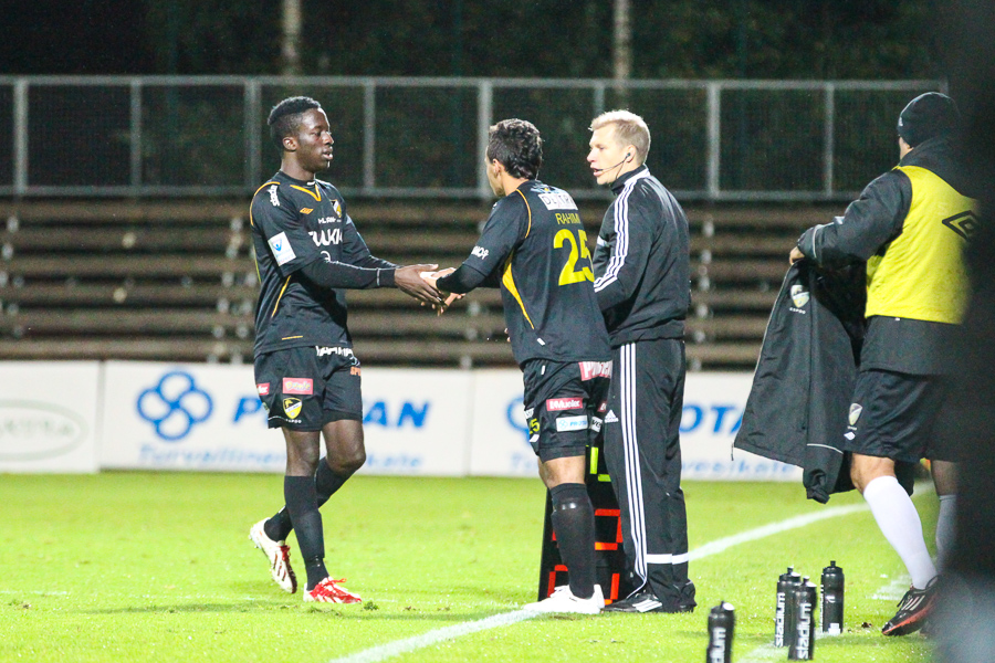 22.9.2013 - (FC Honka-JJK)