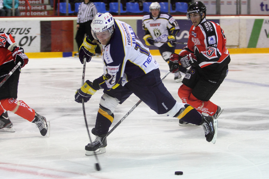 8.9.2011 - (Ässät-Blues)