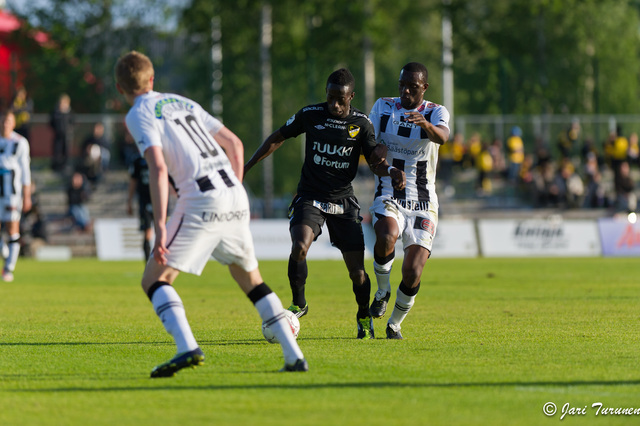 23.5.2011 - (FC Honka-TPS)