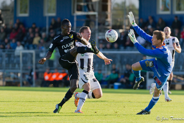 23.5.2011 - (FC Honka-TPS)