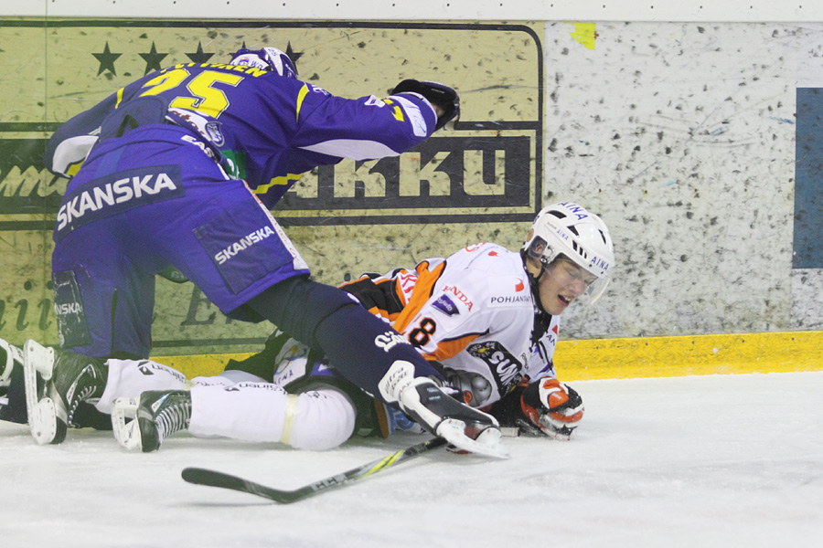 7.1.2012 - (Lukko-HPK)