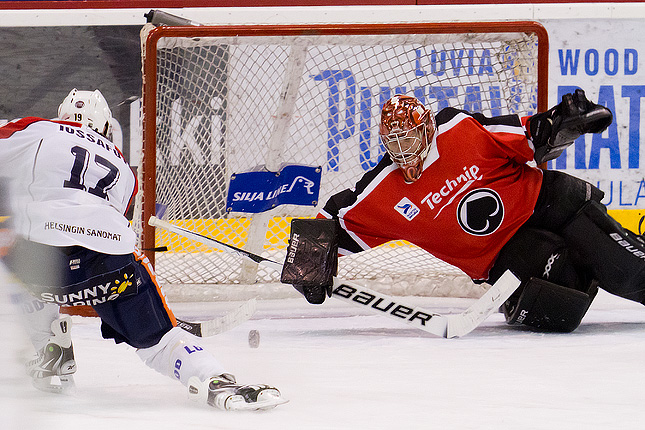 15.12.2010 - (Ässät A-Jokerit A)