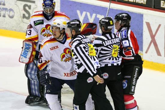 24.11.2005 - (Ässät-Jokerit)