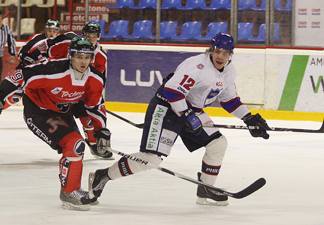 23.2.2011 - (Ässät A-HIFK A)