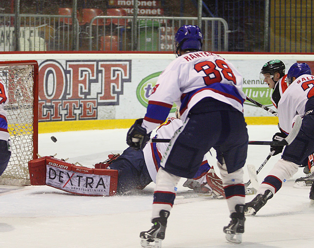 23.2.2011 - (Ässät A-HIFK A)