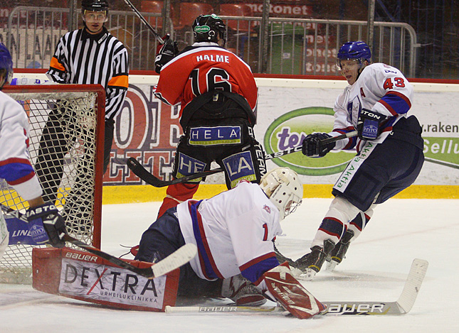 23.2.2011 - (Ässät A-HIFK A)