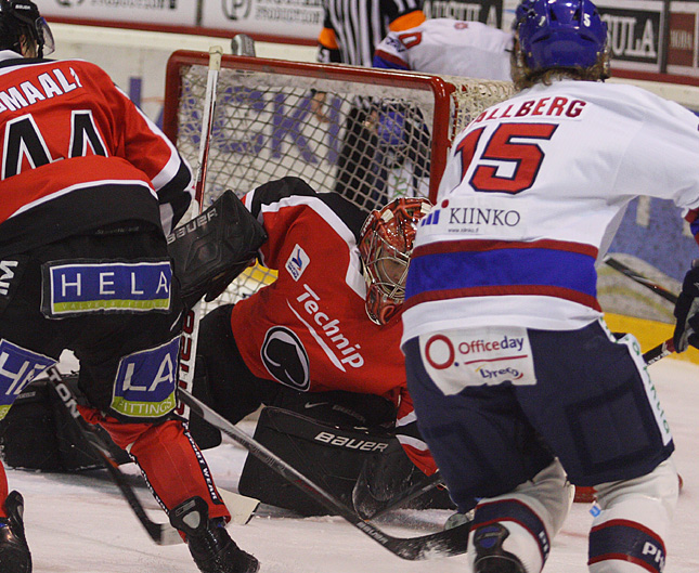 23.2.2011 - (Ässät A-HIFK A)